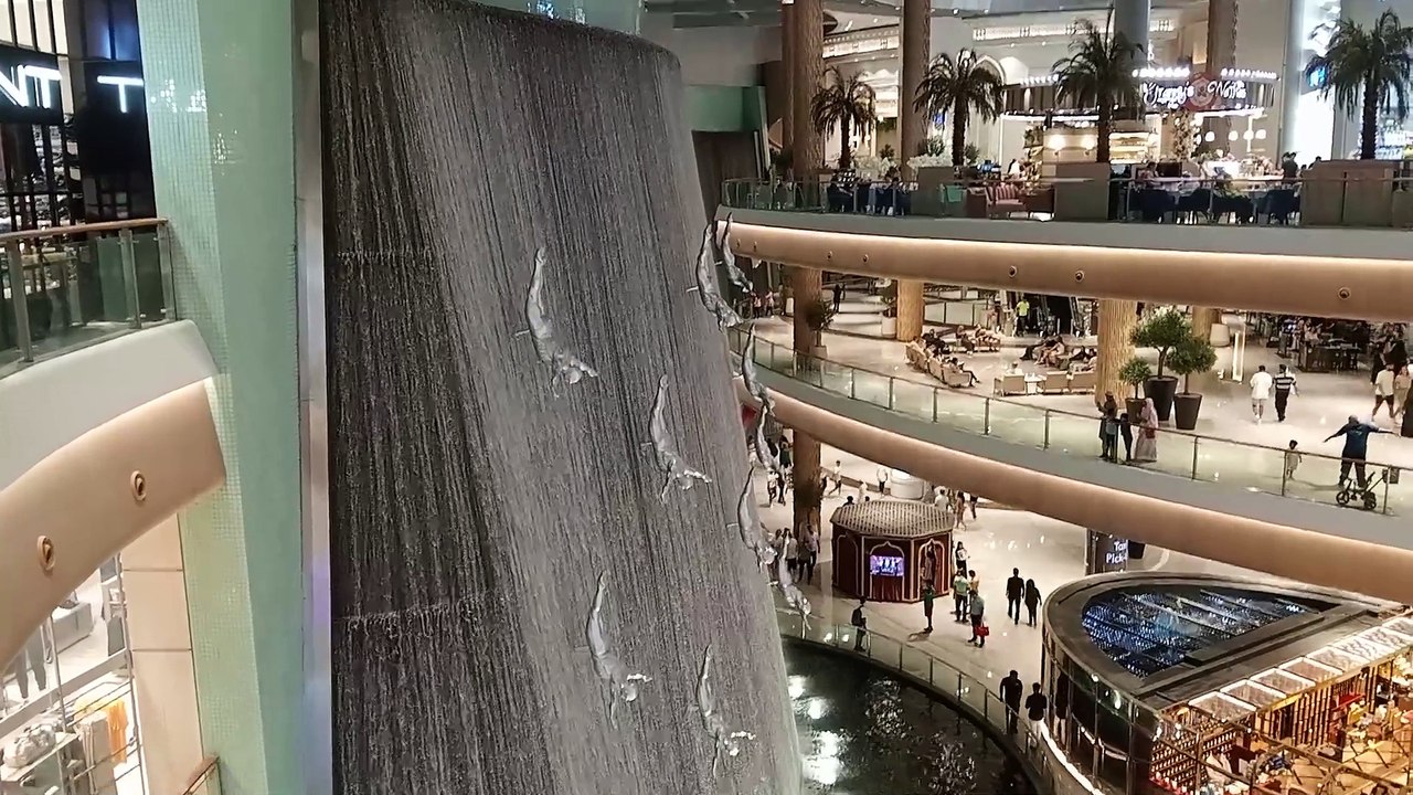 Dubai mall inside