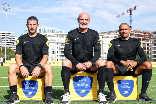 Frank Leboeuf au sifflet pour les Journées Nationales de l'Arbitrage I FFF 2023