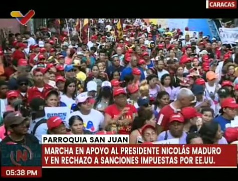 Caraqueños se movilizan en apoyo al Presidente Nicolás Maduro