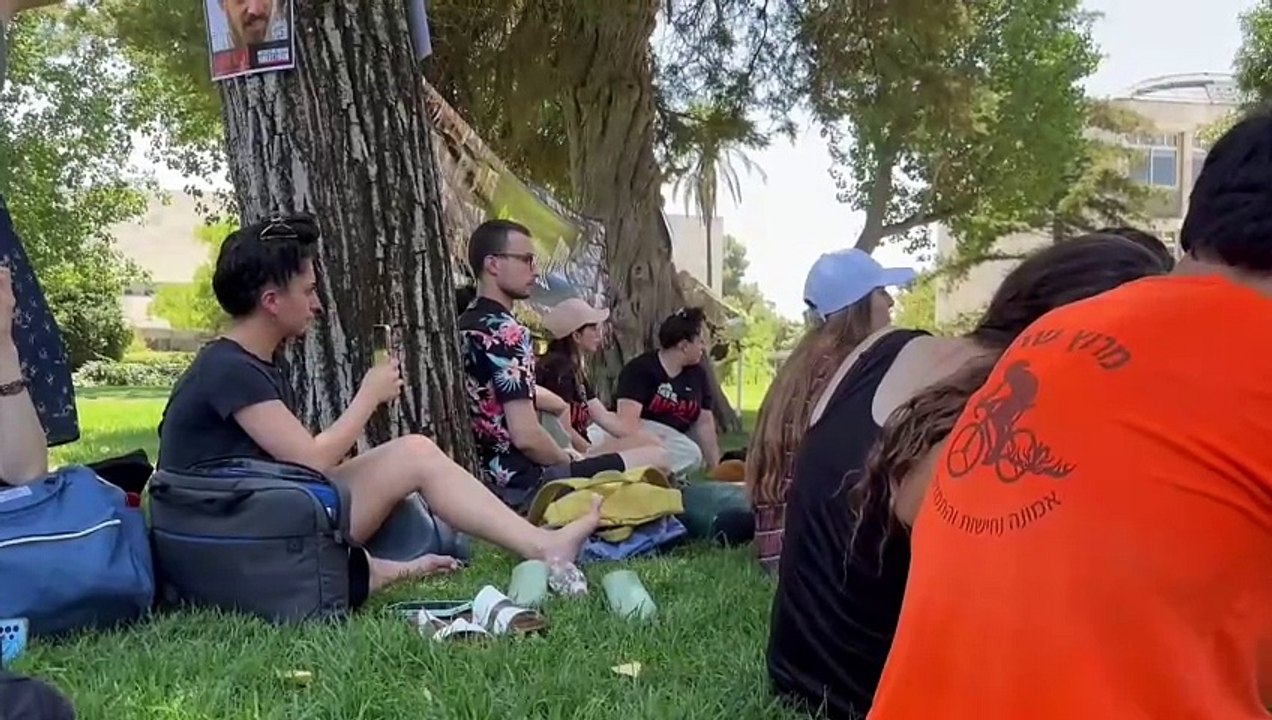 Estudiantes israelíes organizan un paro parcial en solidaridad con los rehenes en Gaza