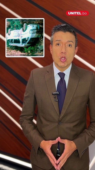 Un estudiante perdió la vida aplastado y otros 24 quedaron heridos en el vuelco de un minibús escolar que fue mal estacionado.