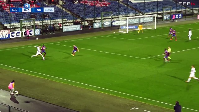 Baptiste Guyon ouvre le score pour le Nîmes Olympique !
