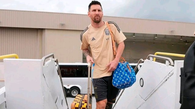 Messi se lleva espectacular ovación en su llegada a Washington junto a la Selección Argentina