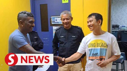 'Gentlemen tak?': Grocery shop punch-up ends up in a handshake for unity