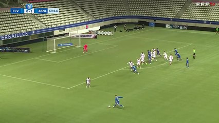 Le FC Versailles relance le match avec Gustave Akueson (1-1)