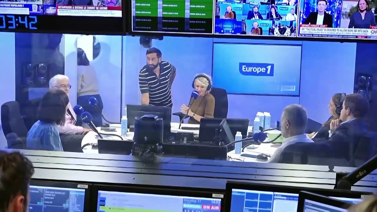 Sophie Davant passe le relais à Cyril Hanouna sur Europe 1.