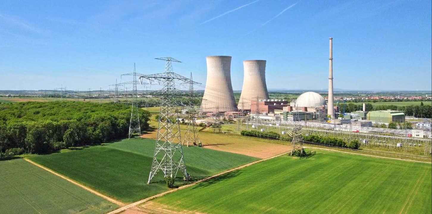 Drohnenvideo des Kernkraftwerks Grafenrheinfeld (Quelle: Johannes Kiefer/PreussenElektra)