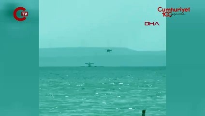 Yangına müdahale eden uçak suya battı