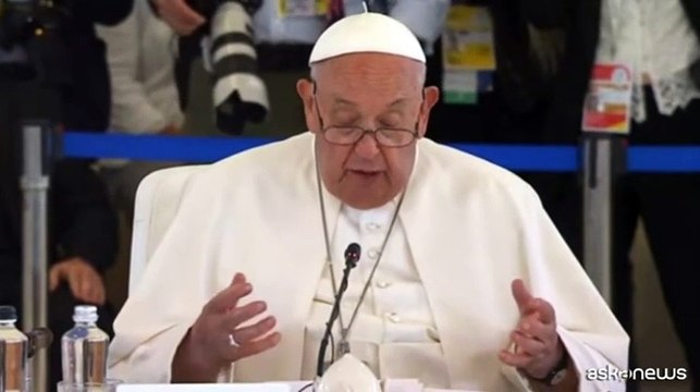 Papa al G7 su AI: deve essere sempre l'essere umano a decidere