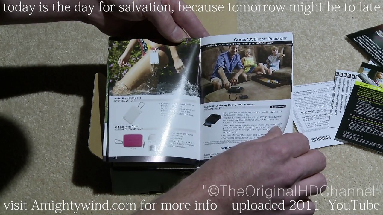 unboxing Sony DSC-TX55 slim OLED digital camera