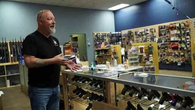 EUA: Suprema Corte anula proibição de acessório que converte armas em metralhadoras