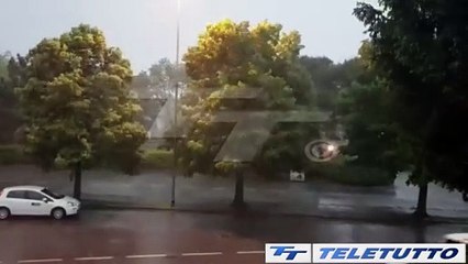 Скачать видео: Video News - Meteo, pioggia e sole nel week end