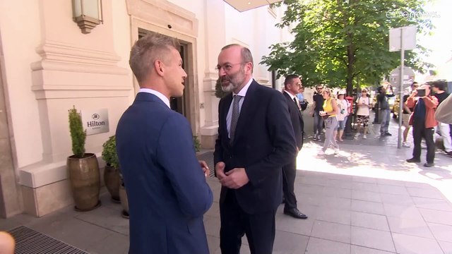 Μάνφρεντ Βέμπερ: «Ευπρόσδεκτο το κόμμα Tisza στο ΕΛΚ»