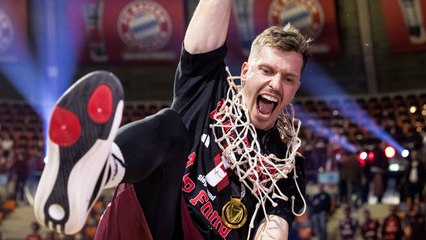 Obst gibt nach Titel in Berlin Party-Versprechen: Gibt eine "gute Feier"