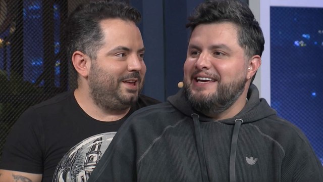 José Eduardo Derbez y Paul Stanley hacen bromas pesadas sobre la relación con sus famosos padres