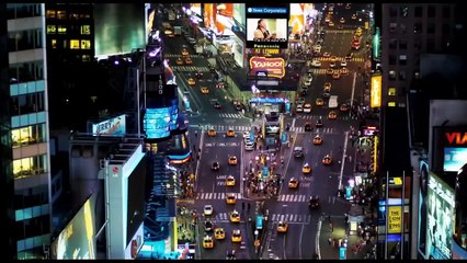 Duo à trois Bande-annonce (DE)