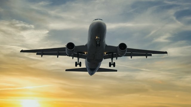 Havada korku dolu anlar: 'Çok türbülans var, hava çok sallıyor'