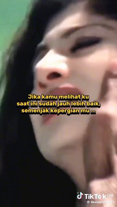 Meri yaadon Mein Mere khwabon Mein Roz aate ho tum.