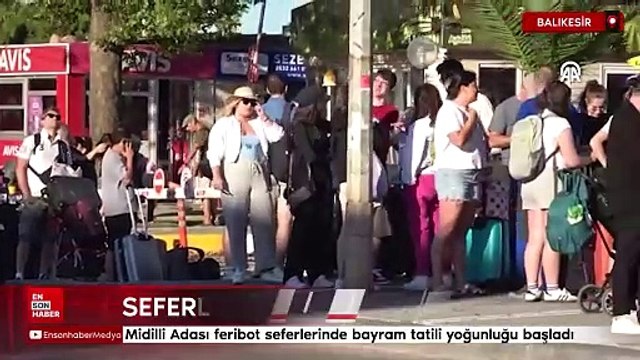 Midilli Adası feribot seferlerinde bayram tatili yoğunluğu başladı