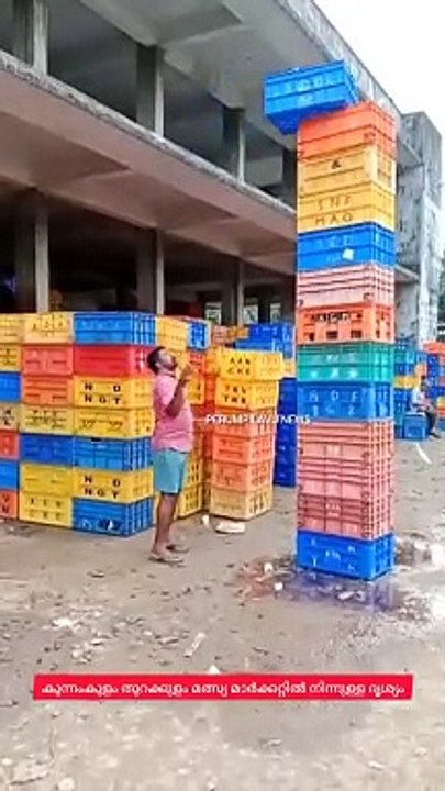കുന്നംകുളം തുറക്കുളം മത്സ്യ മാർക്കറ്റിൽ നിന്നുള്ള ദൃശ്യം(720P_HD)