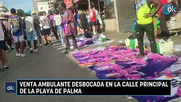 Venta ambulante desbocada en la calle principal de la Playa de Palma