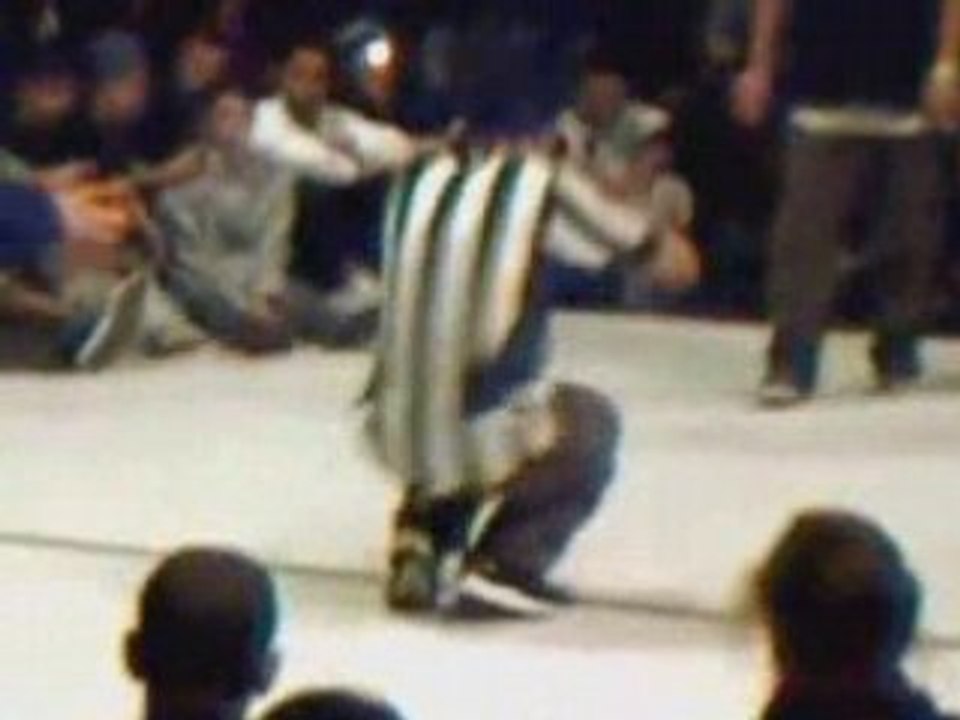 Break dance battle VU2007