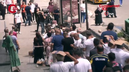 Şirinevler’de ucuz baklava kuyruğu