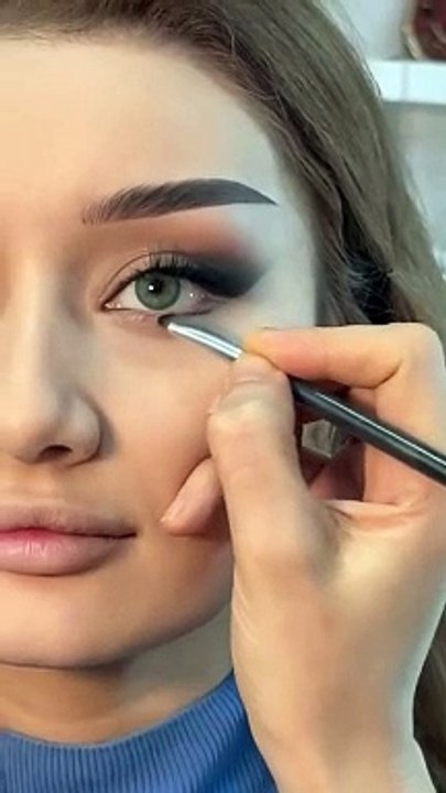 makeup tutorial