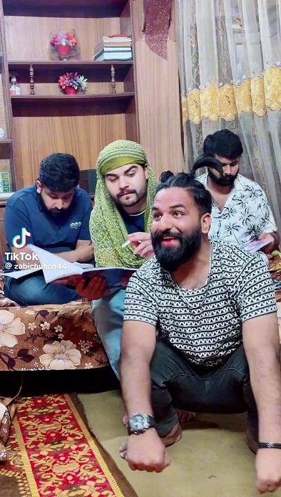 کبوتر اس پرندے کا نام ہے