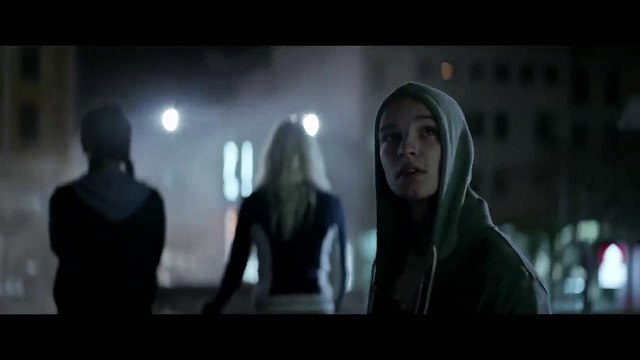 Alone Saison 1 - ALONE Bande Annonce (Survival - 2016) (FR)