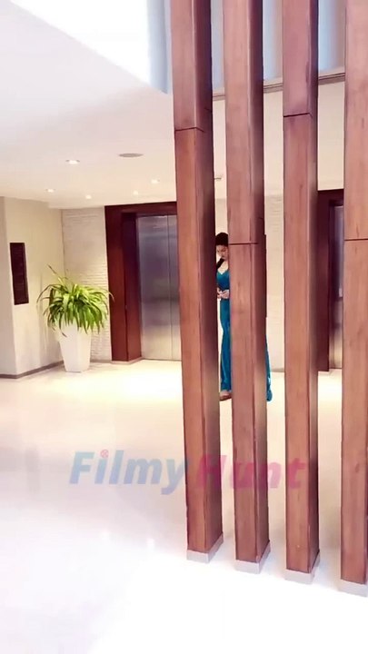#honeyrose_walking_in_saree_#veerasimhareddy_#balakrishna_#malayalam_#balayya_#shorts_#ytshorts(720p)