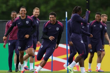 مباراة منتظرة بين إنجلترا وصربيا