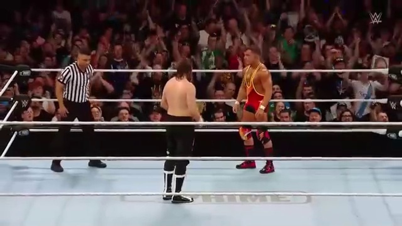 Sami Zayn Vs Chad Gable Intercontinental Championship Match_WWE_Clash At The Castle_2024
