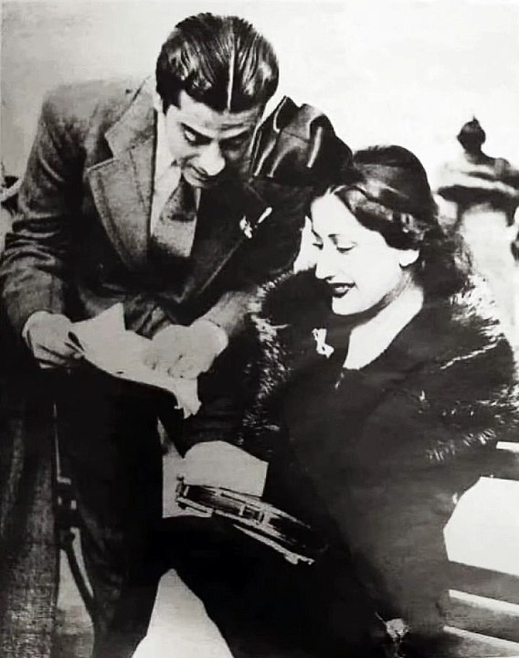 قصيده ختم الصبر  موسيقار الازمان فريد الاطرش الغايب الحاضر بواسطه سوزان مصطفي