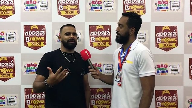 Arraiá Bnews: Cantor explica curiosidade sobre o nome da banda Pirilampo; saiba detalhes