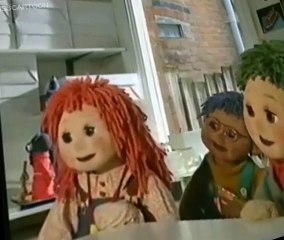 Tots TV Tots TV E001 – A Special Cake