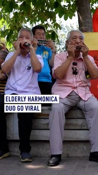 Elderly harmonica duo go viral