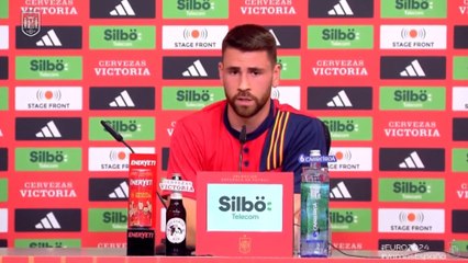 Unai Simón se desmarca de Mbappé tras sus declaraciones sobre las elecciones francesas: "Los temas políticos hay que dejárselos a otros"