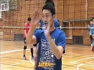 ろうを生きる　デフリンピック　バレーボール