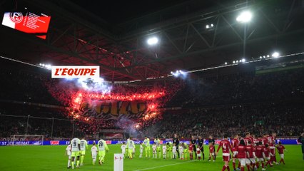 Download Video: A Düsseldorf, c'est Fortuna, bières et supporters - Foot - Euro - Bleus