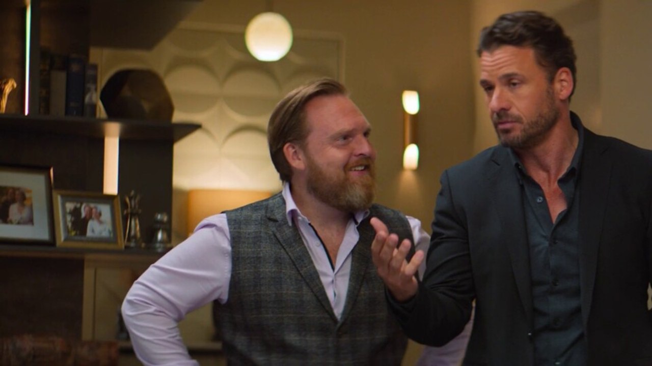 Wenn ein Spieleabend im absoluten Chaos endet: Offizielle Trailer zur deutschen Komödie bei Netflix