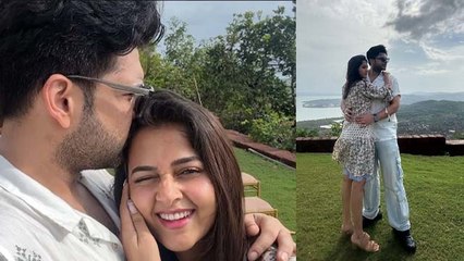 Karan Kundrra Tejasswi Prakash Breakup Rumors के बीच Romantic Vacation Video Viral, Kiss करते...|