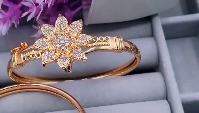 Flower Design Gold Plated Bracelet