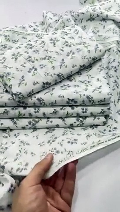 2 Pcs Women's Unstitched Lawn Printed Suit