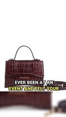 Exploring the Elegance of the Cuir Maven BIJOU MINI BAG