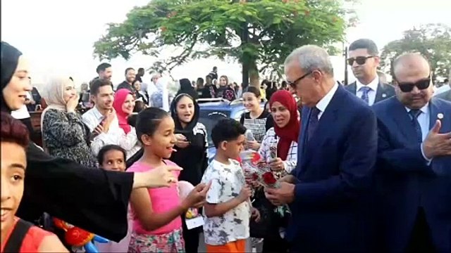 وسط فرحة غامرة لمواطني القليوبية وزائريها.. محافظ القليوبية يؤدي صلاة عيد الأضحى بمدينة بنها