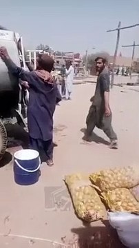 ہرنائی: مونسپل کمیٹی ہرنائی عبدالجلیل میانی کا حسن اقدام مویشی منڈی میں پانی کا بندوبست کر لیا