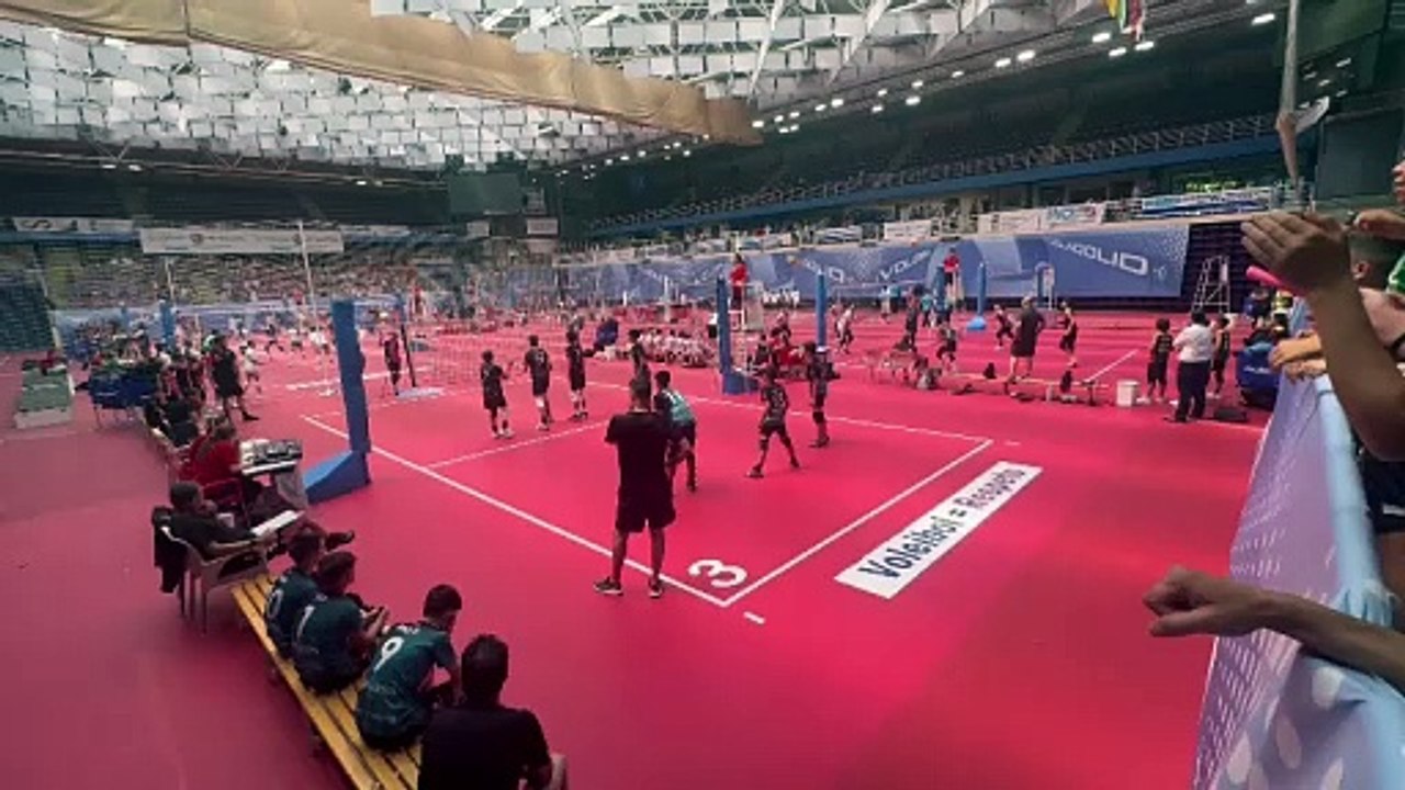El Sporting Santo Domingo alevín se proclama campeón de España de voleibol