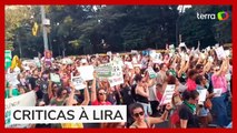 Manifestantes interditam Avenida Paulista em protesto contra PL que equipara aborto a homicídio