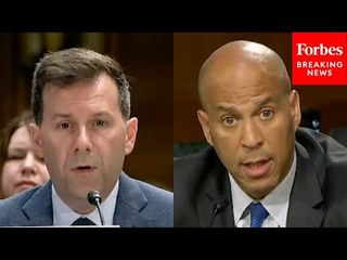 ‘Do They Pose A Threat?’: Cory Booker Presses Witness About E-Cigarettes From Foreign Countries